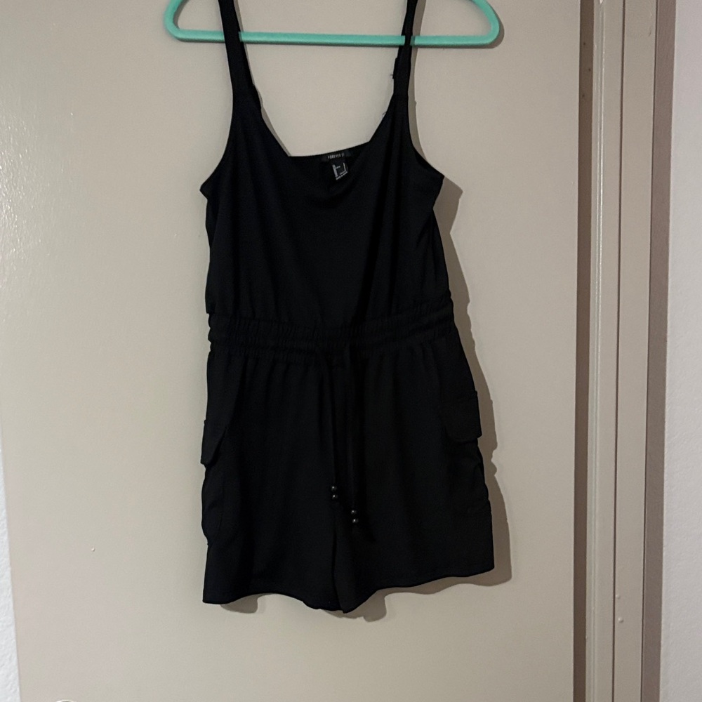 Forever 21 Black Sleeveless Romper